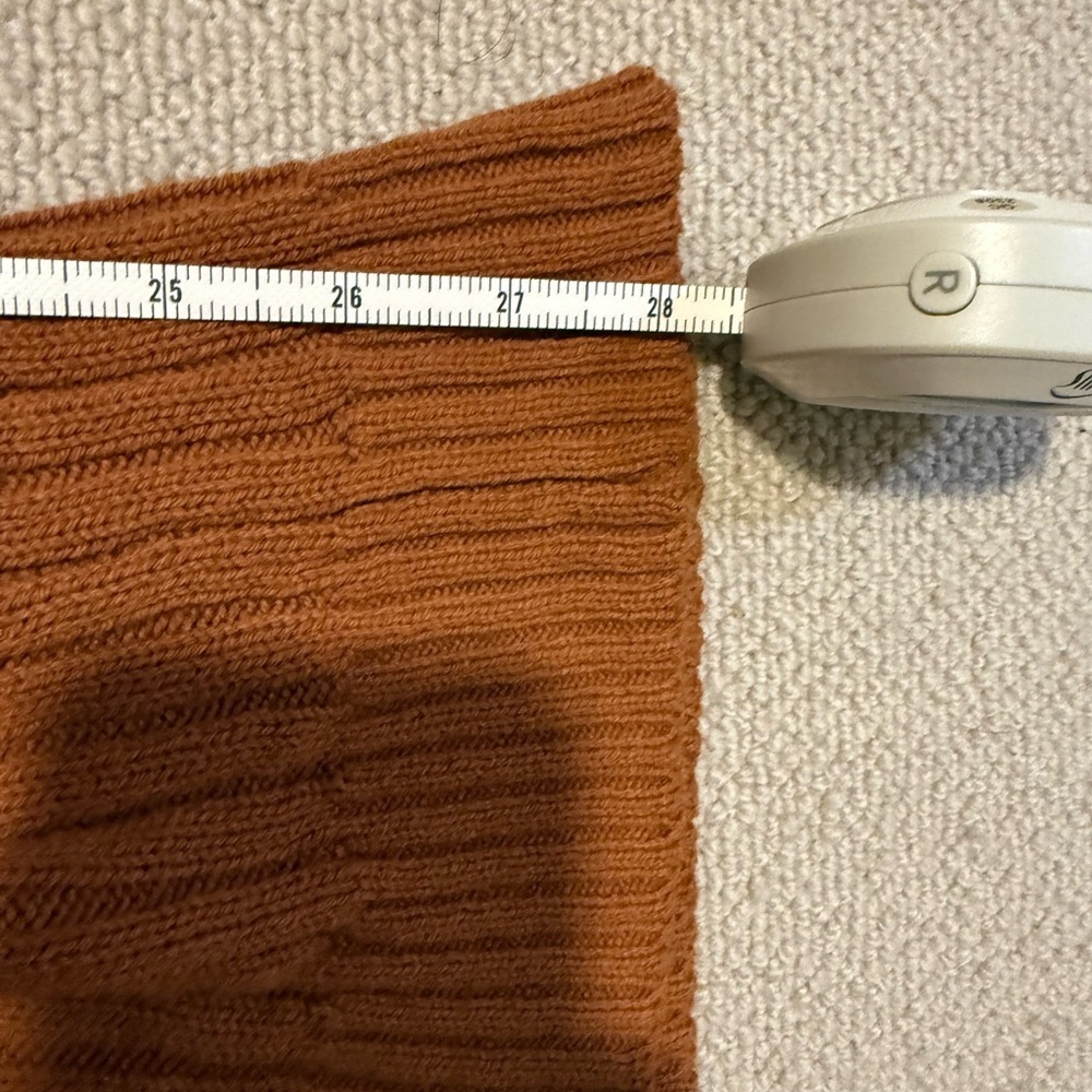 2/$35 Fashion Nova Cognac Brown Turtleneck Sweater Xl - Picture 5 of 7